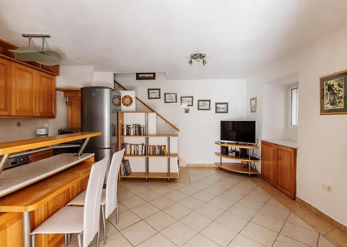 Apartment House Mirko- Center Of *